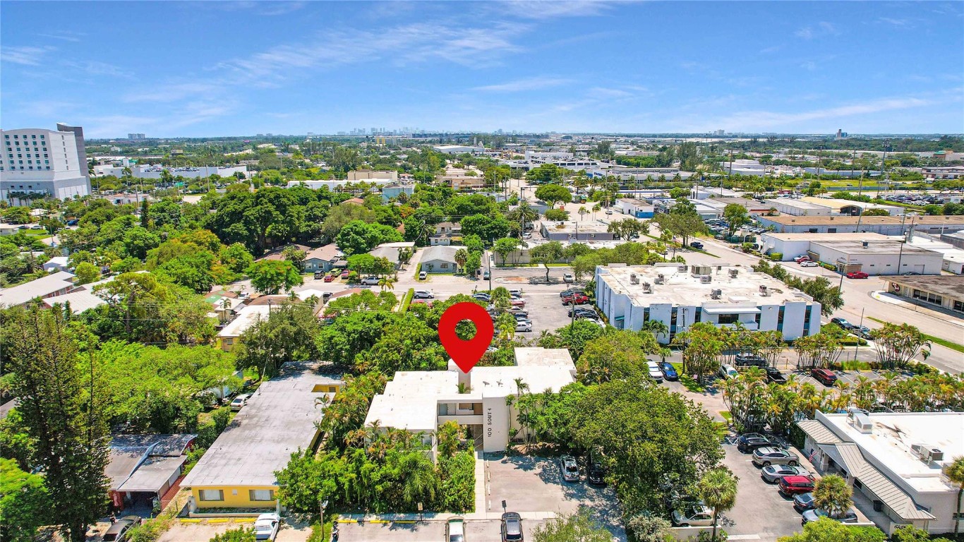 100 SE 21st Street 1-8