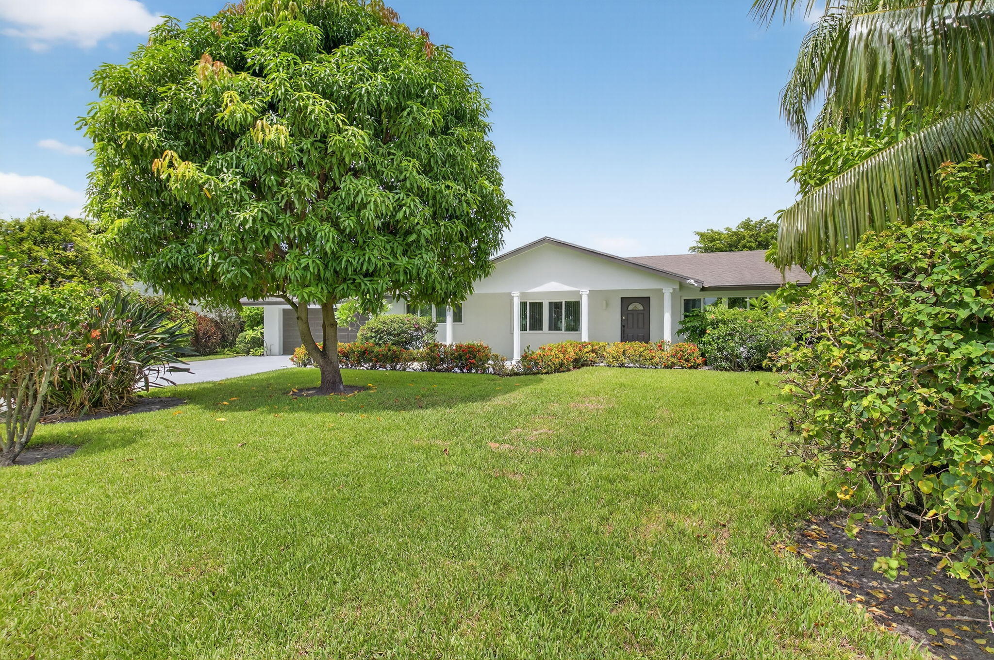 4599 BRADY Boulevard