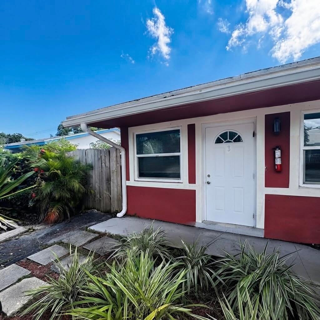 Photo of 1500 NE 62nd Street #3, Fort Lauderdale, FL 33334 (MLS # B26081201)