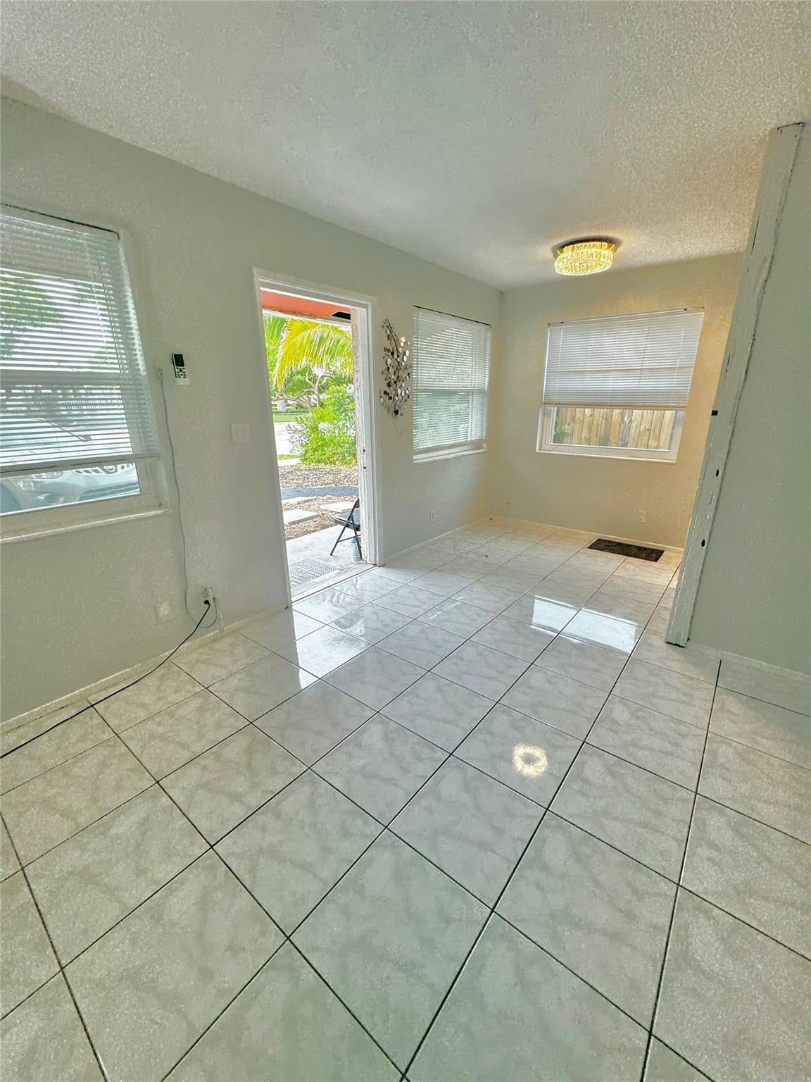 1500 NE 62nd Street 3
