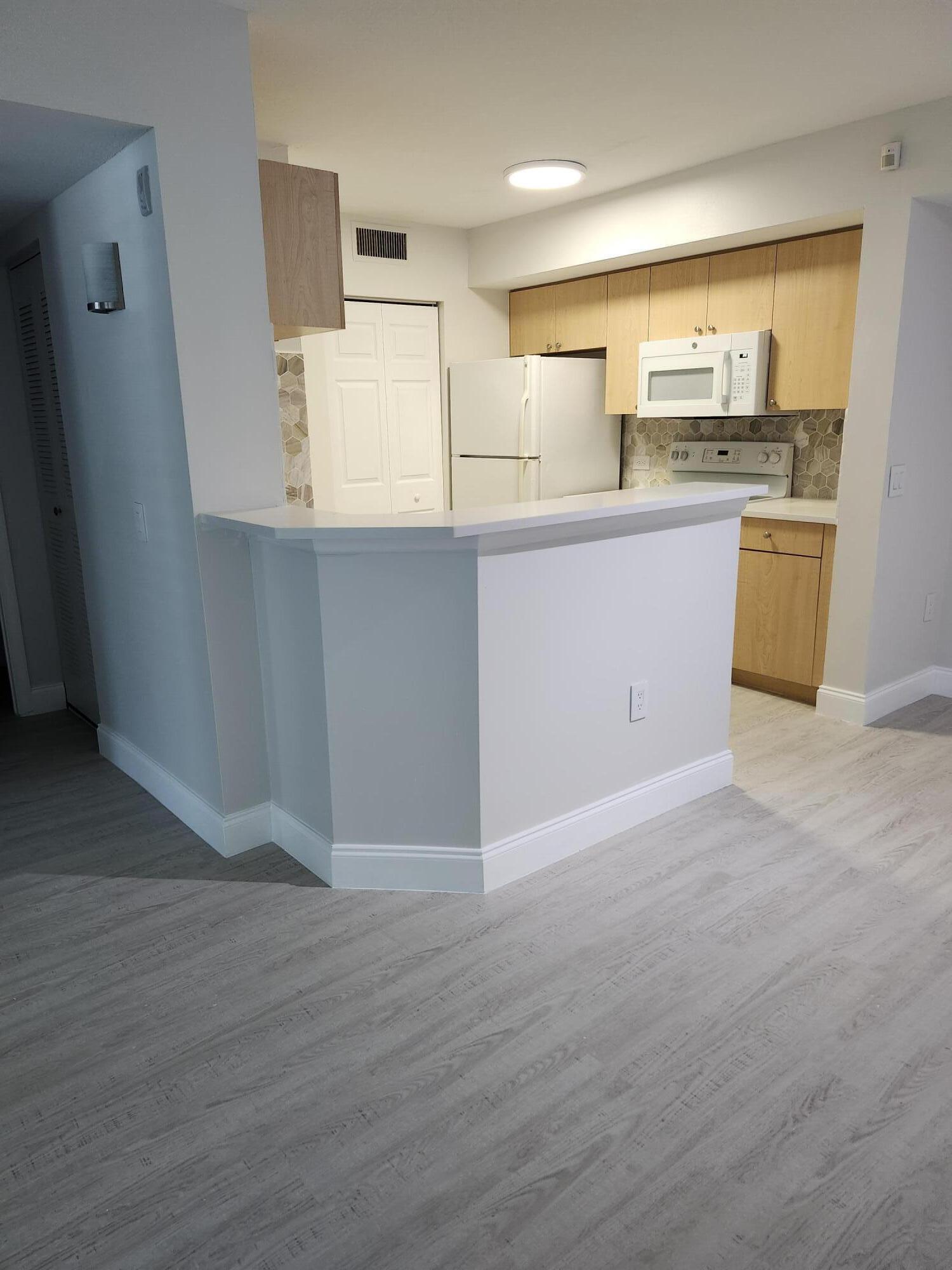 VILLA DEL SOL CONDO - Residential