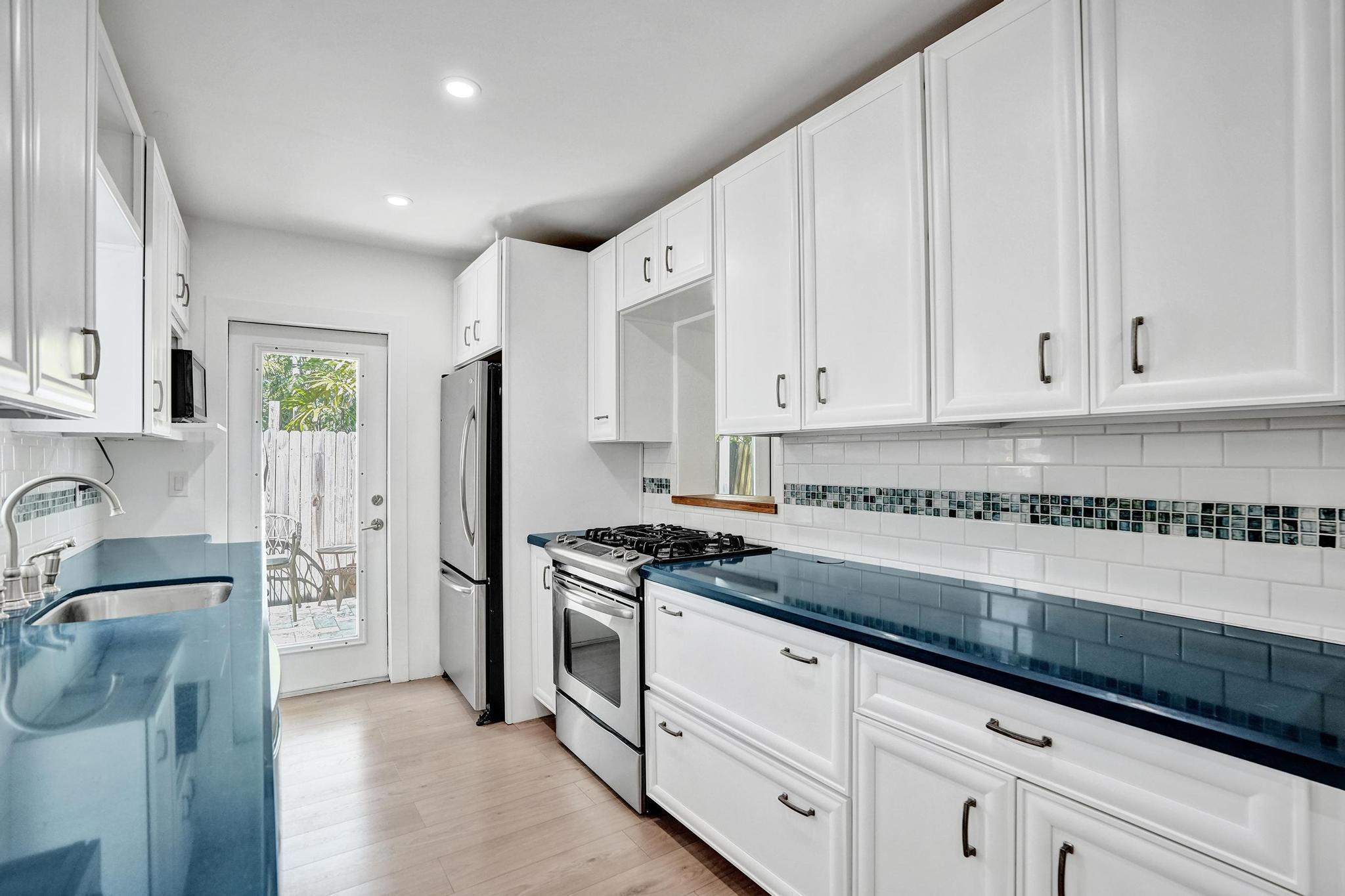 COLEE HAMMOCK - Residential