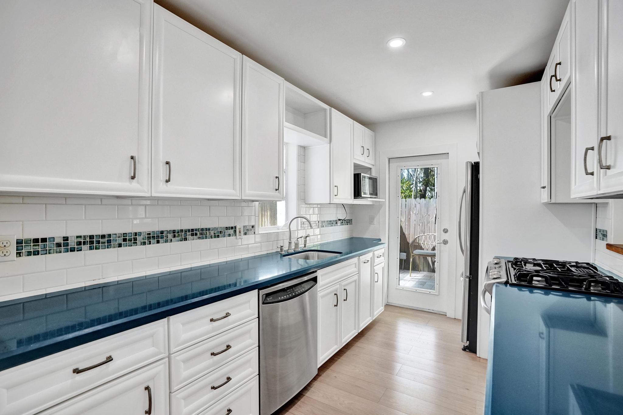 COLEE HAMMOCK - Residential