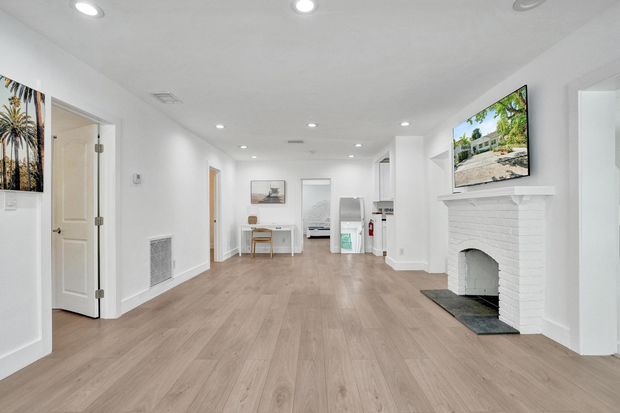 COLEE HAMMOCK - Residential