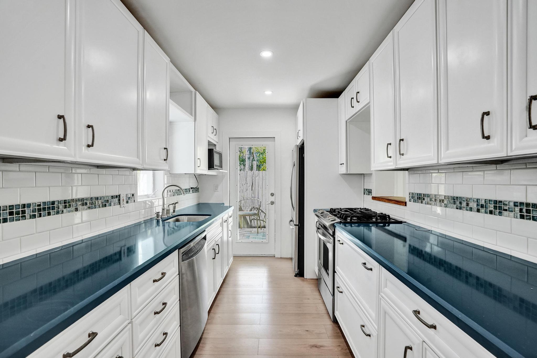 COLEE HAMMOCK - Residential