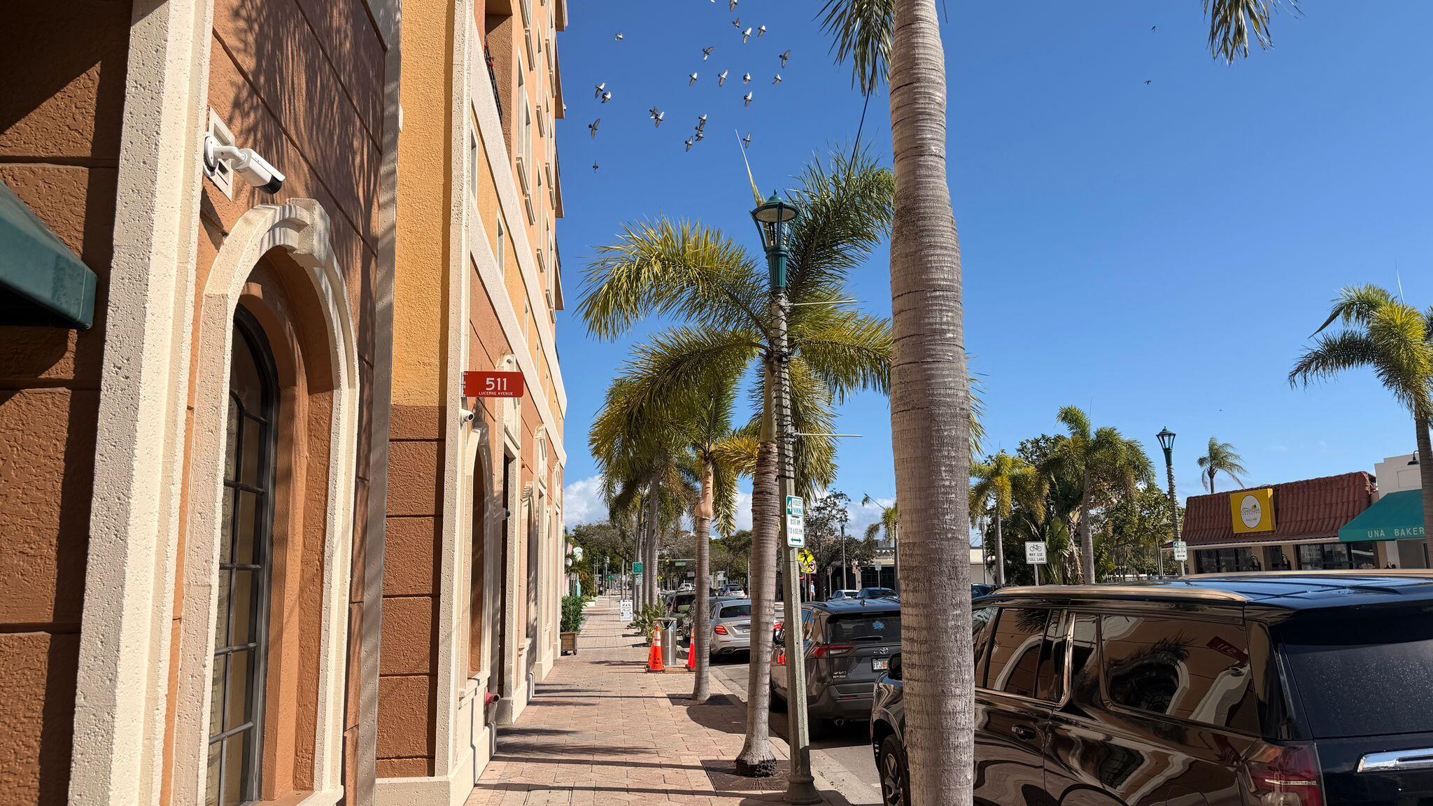 511 Lucerne Avenue 610