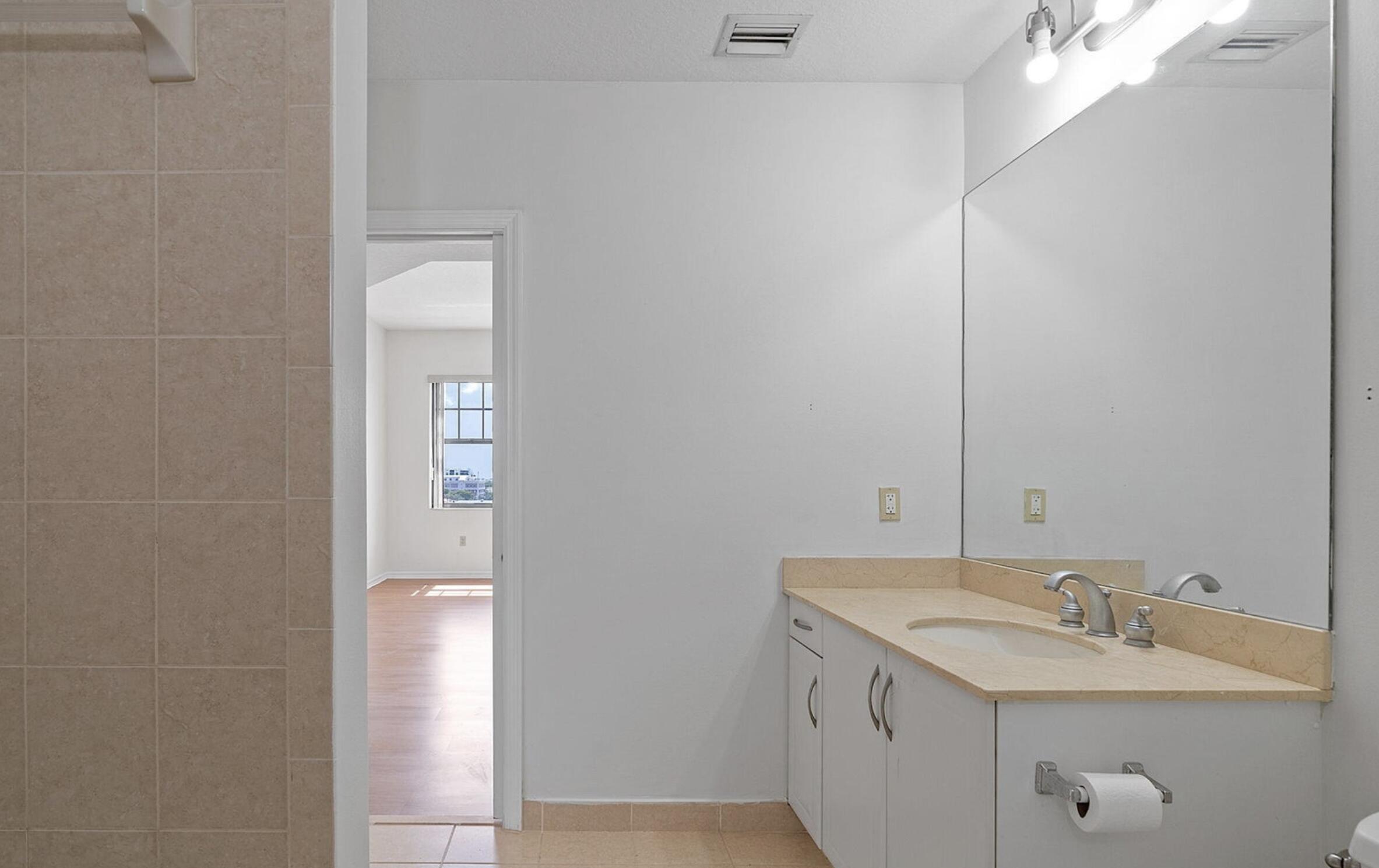 LUCERNE CONDO - Residential