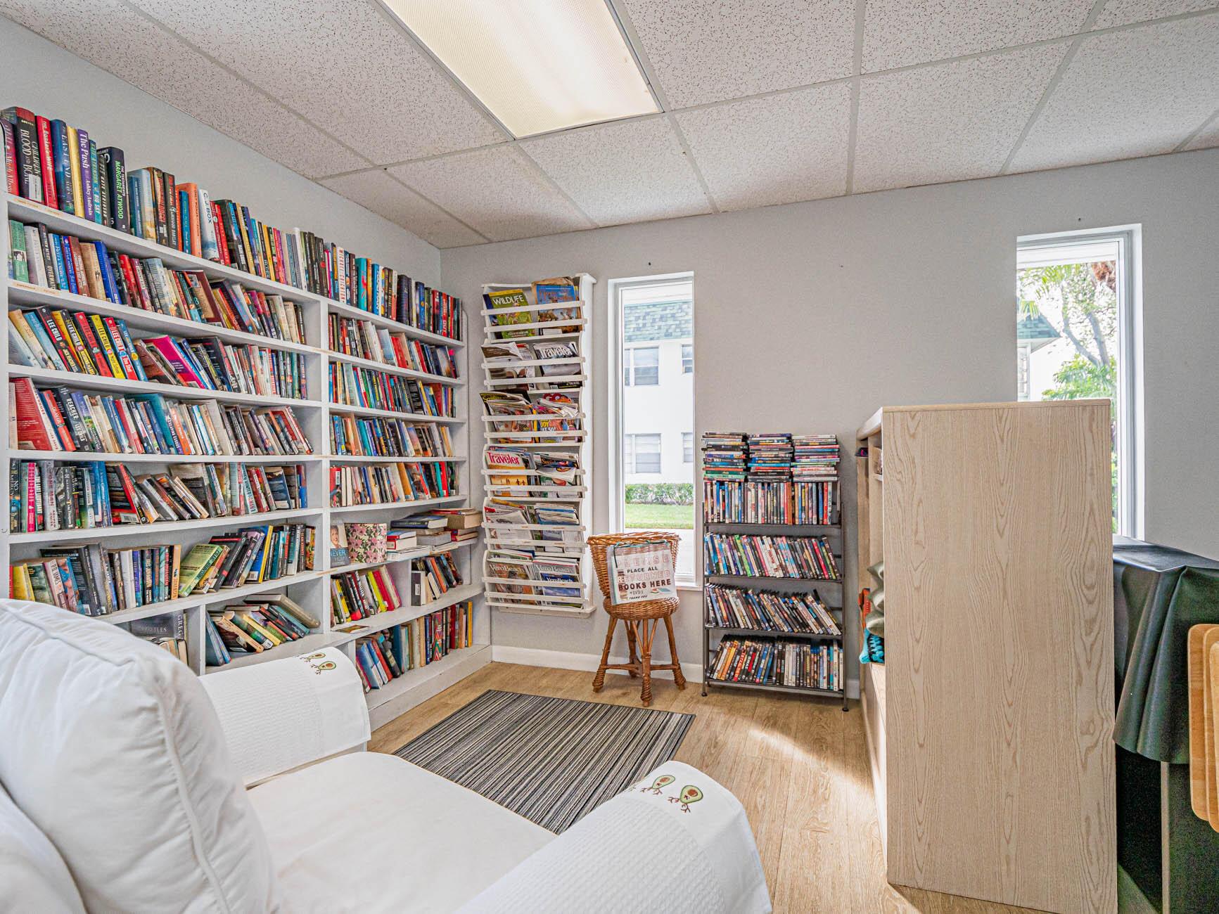 VISTA HARBOR CONDO BLDGS - Residential Lease