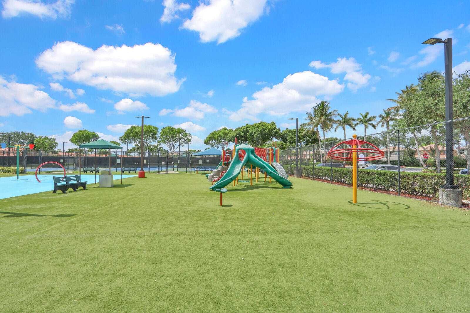 LIBERTY BAY - Residential