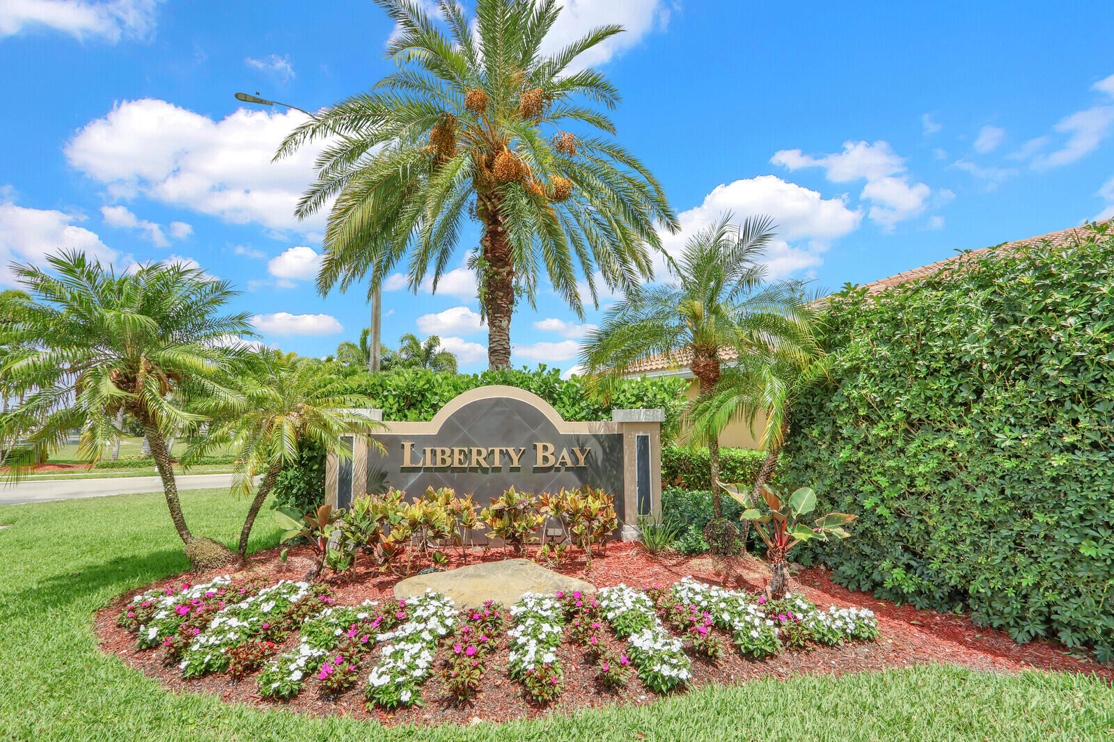 LIBERTY BAY - Residential