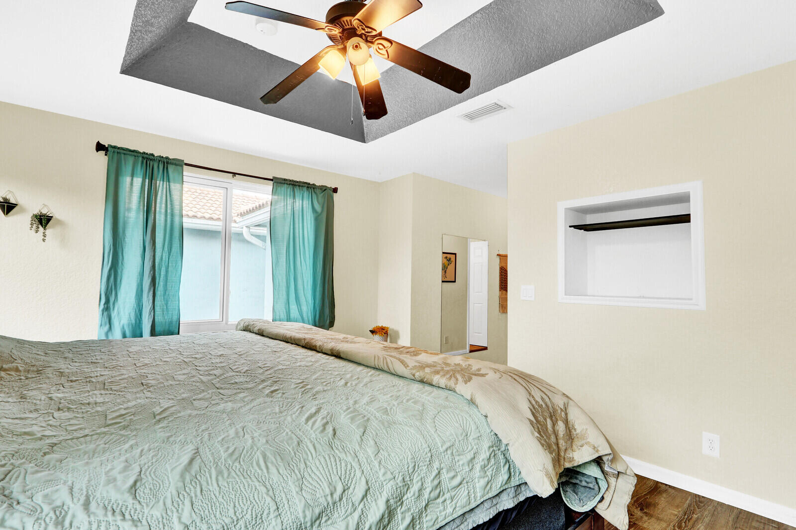 LIBERTY BAY - Residential