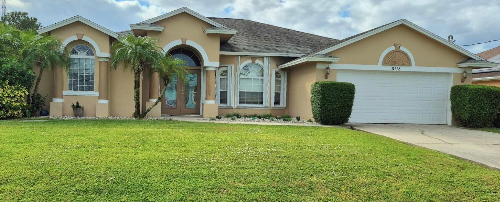 PORT ST LUCIE SECTION 44 - Residential