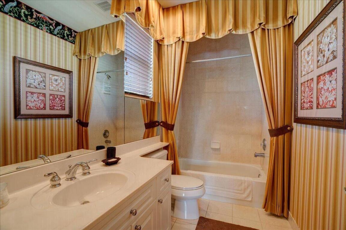 WYCLIFFE TR N - Residential Lease