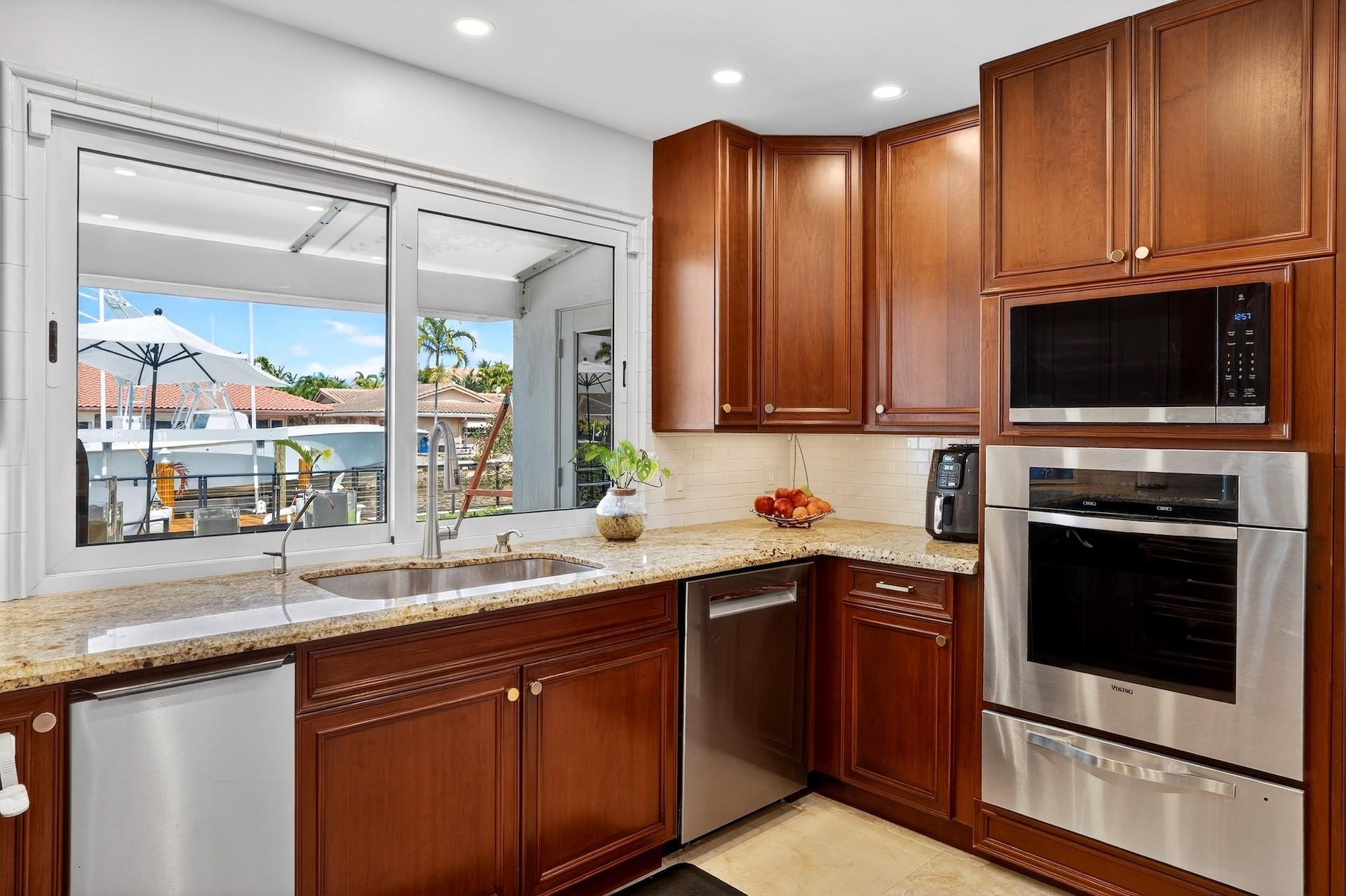 Coral Ridge Country Club - Residential