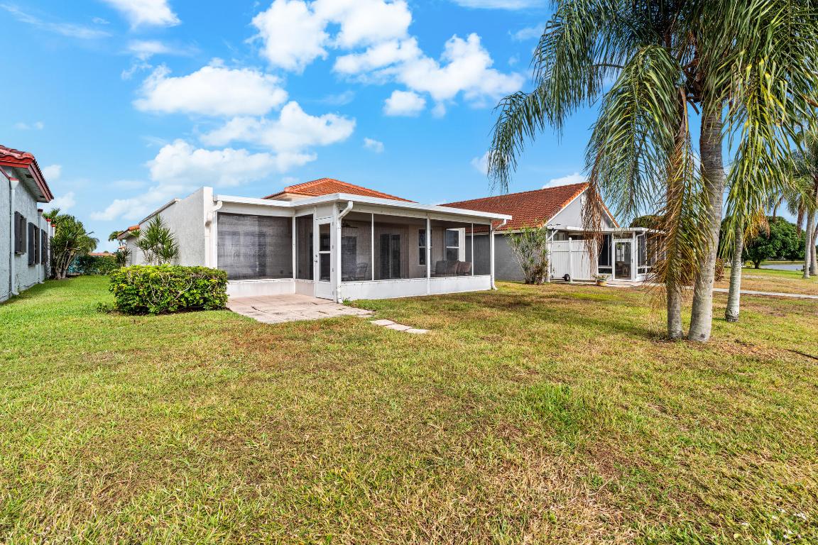 LAKES OF SHERBROOKE PH 3 - Residential