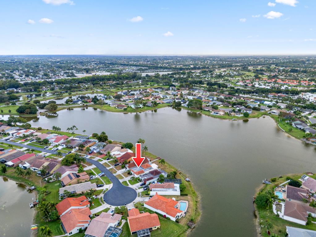 LAKES OF SHERBROOKE PH 3 - Residential