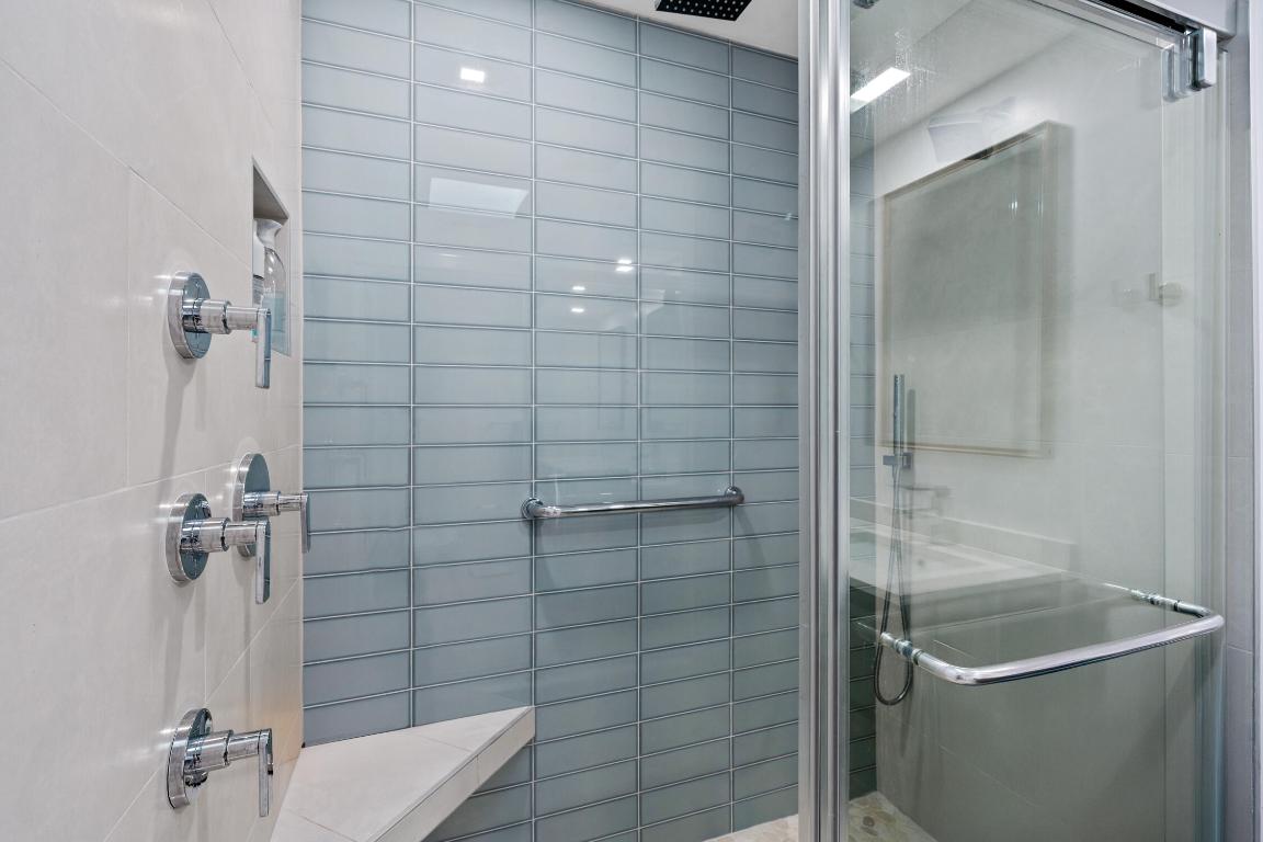 LAKES OF SHERBROOKE PH 3 - Residential