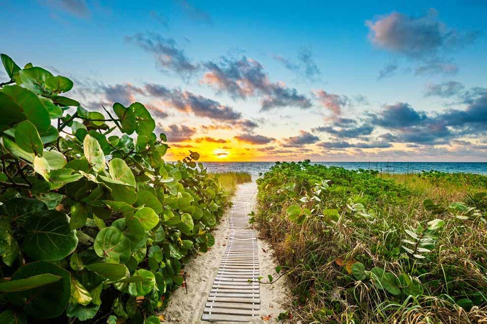 HIDDEN HARBOUR ESTATES - Residential