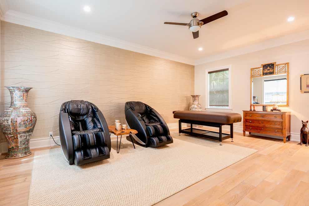 HIDDEN HARBOUR ESTATES - Residential