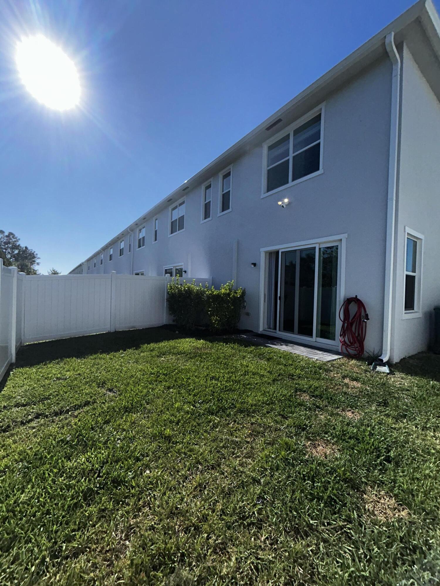 VERANDA PLAT NO. 9 - Residential