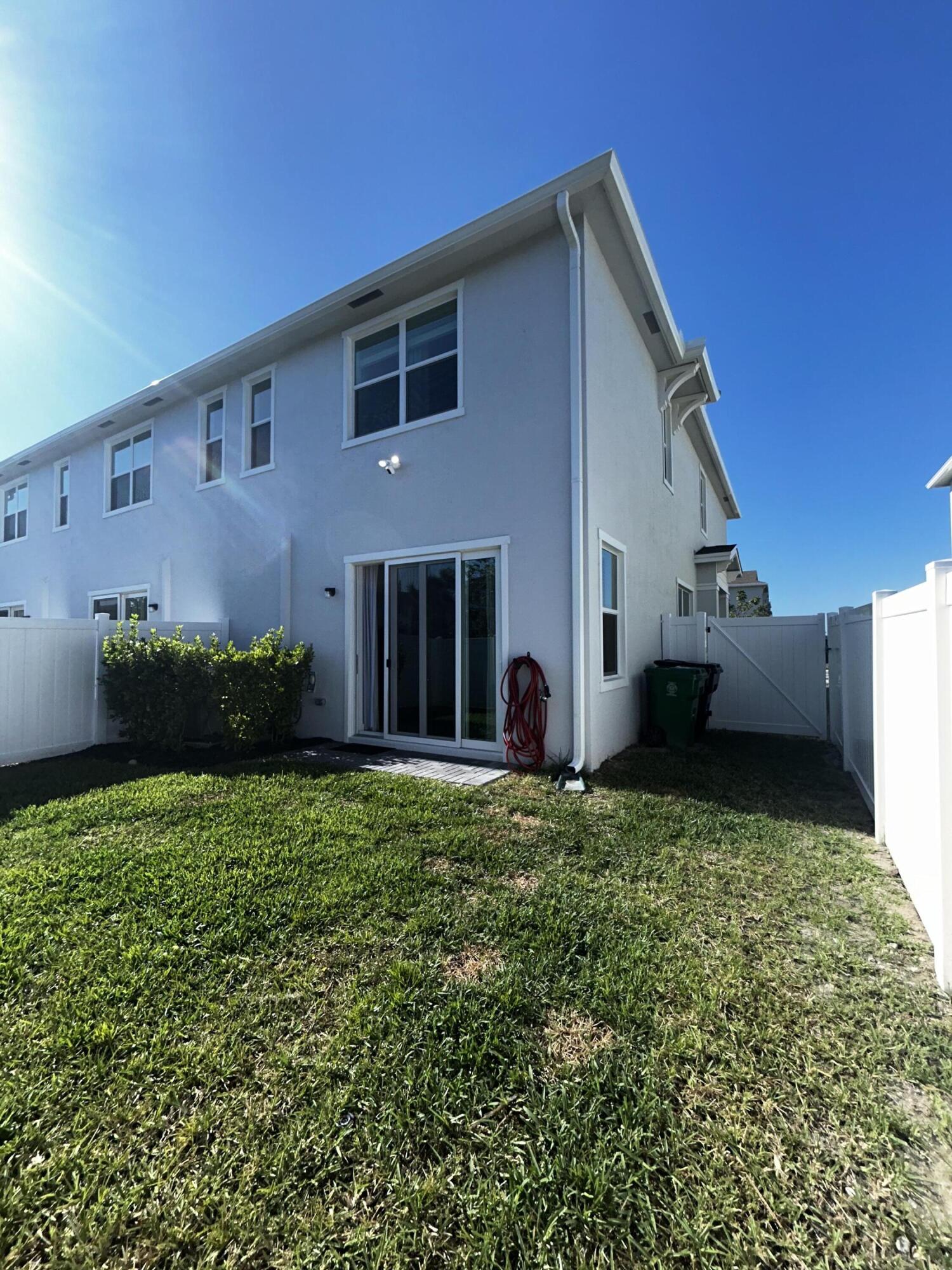 VERANDA PLAT NO. 9 - Residential