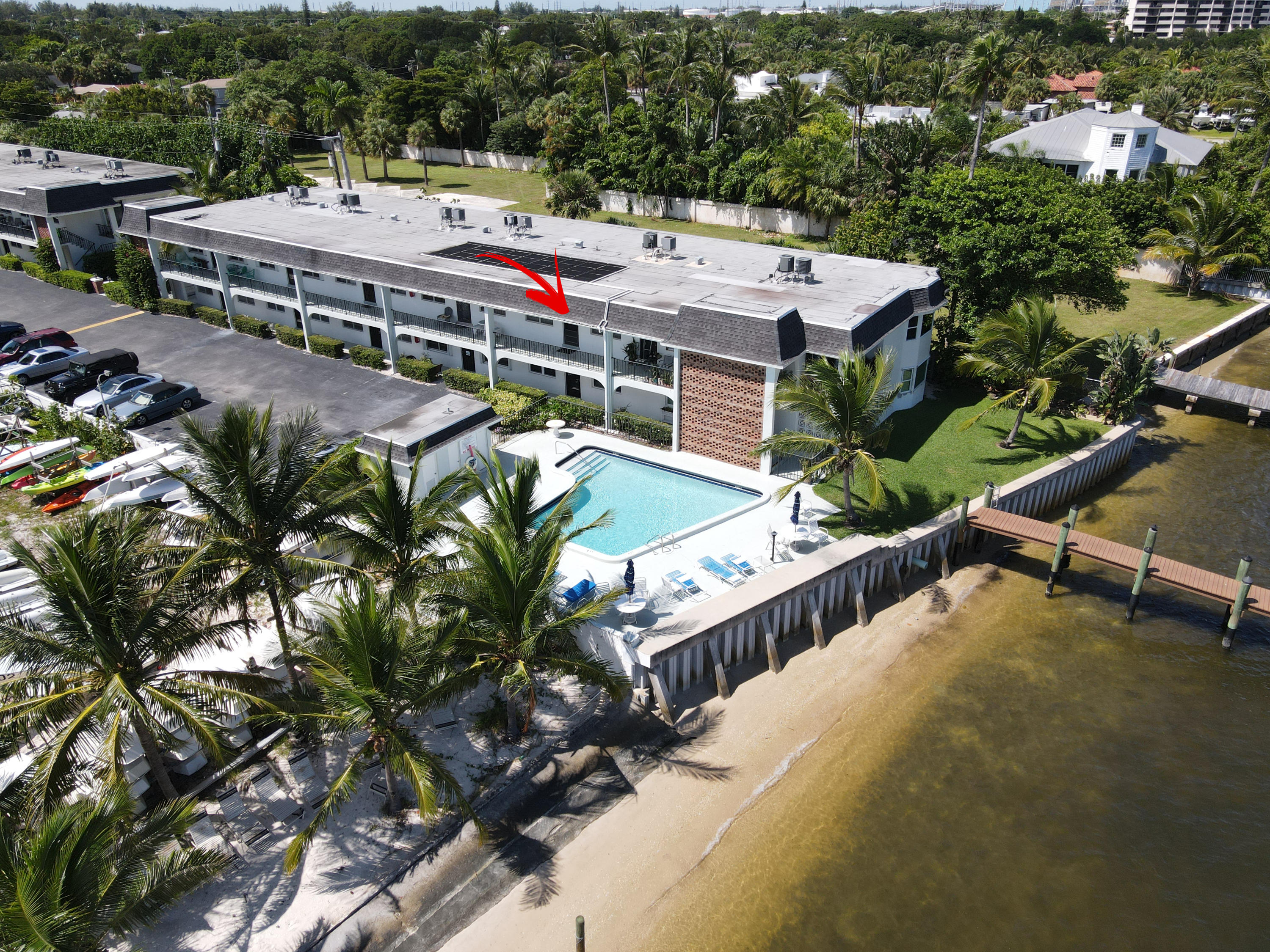 ETON HOUSE COND APTS LTS 37 TO 40 INC & SOVEREIGNT - Residential Lease