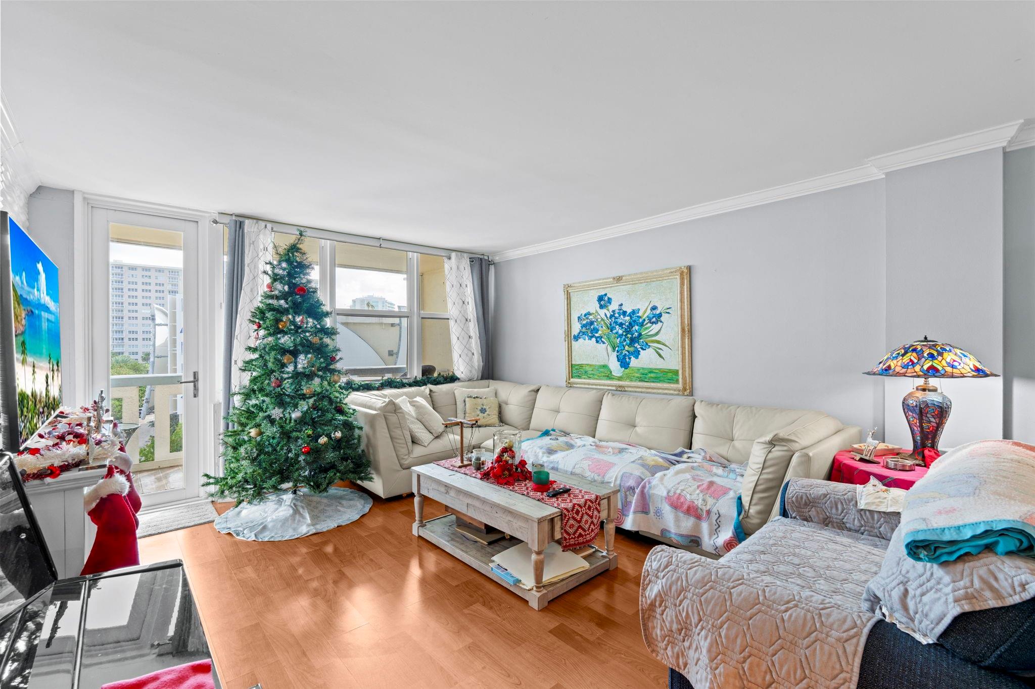 Jamaica House - Residential