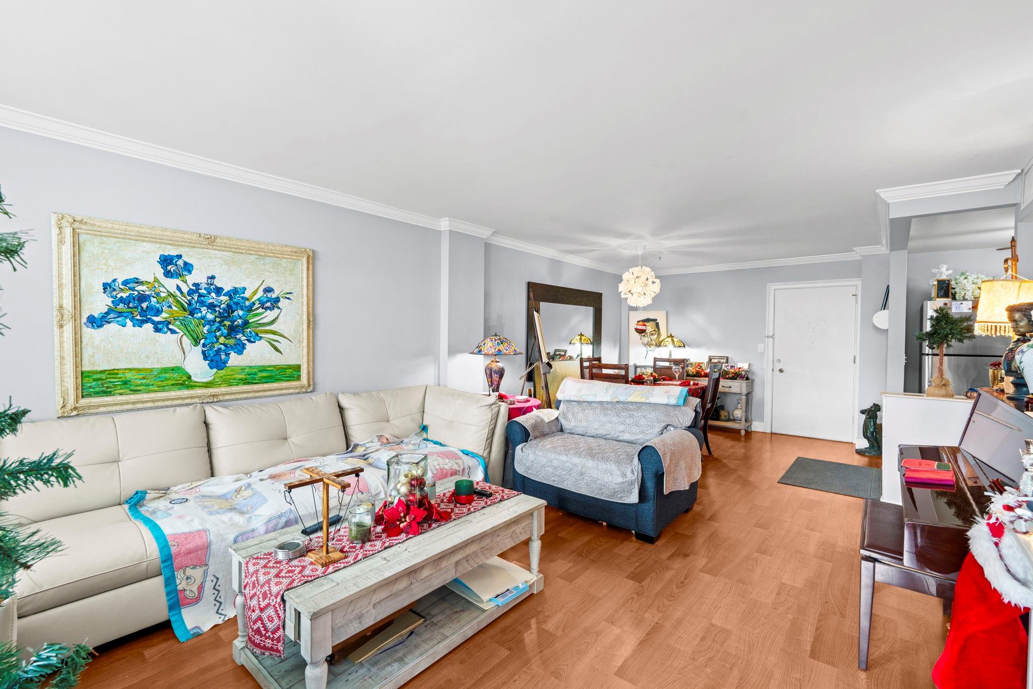 Jamaica House - Residential