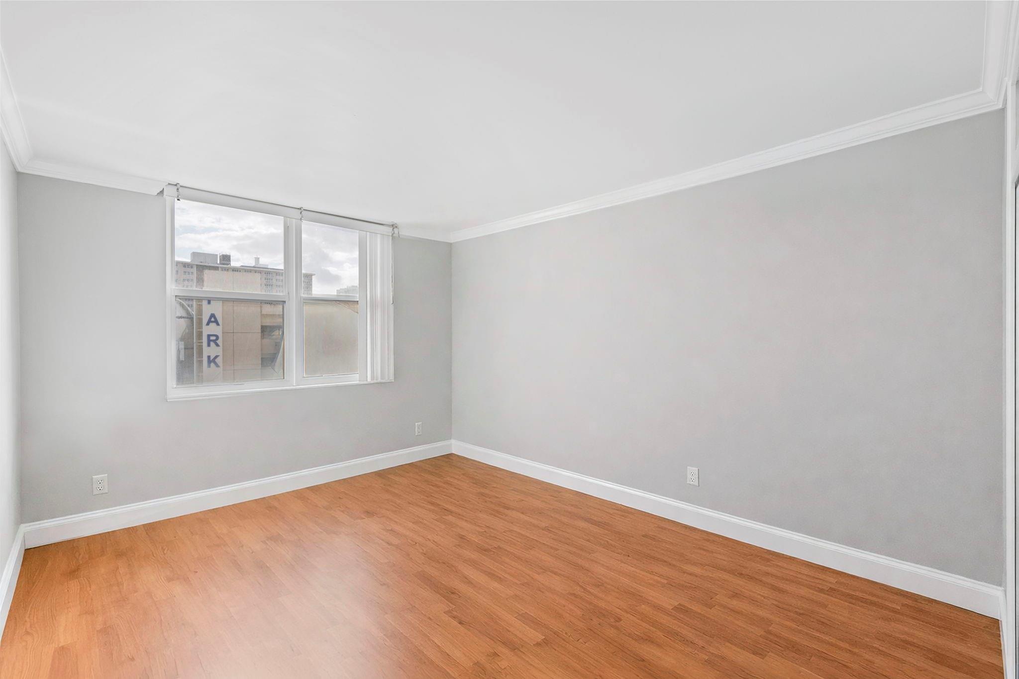 Jamaica House - Residential