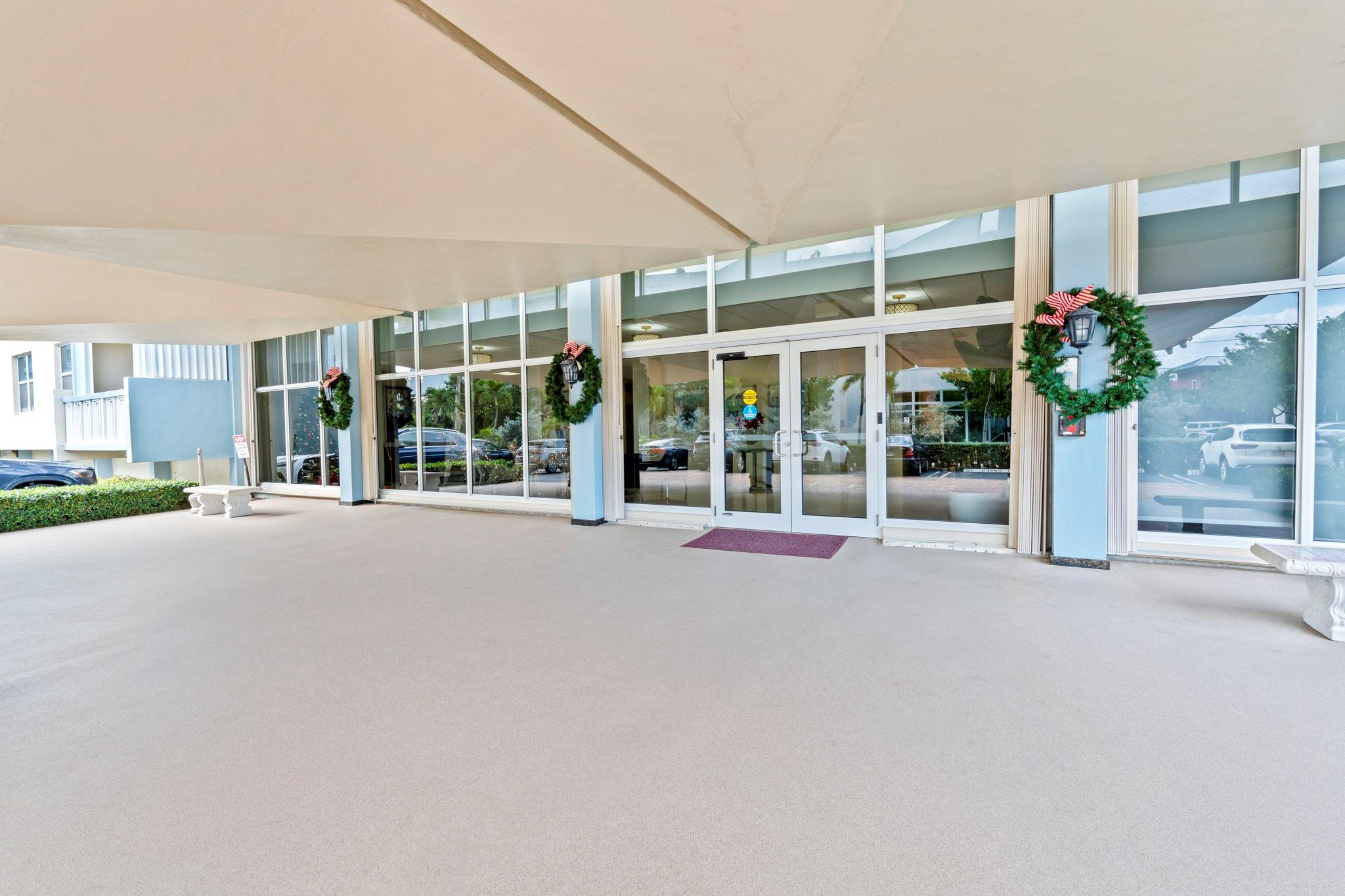 Jamaica House - Residential