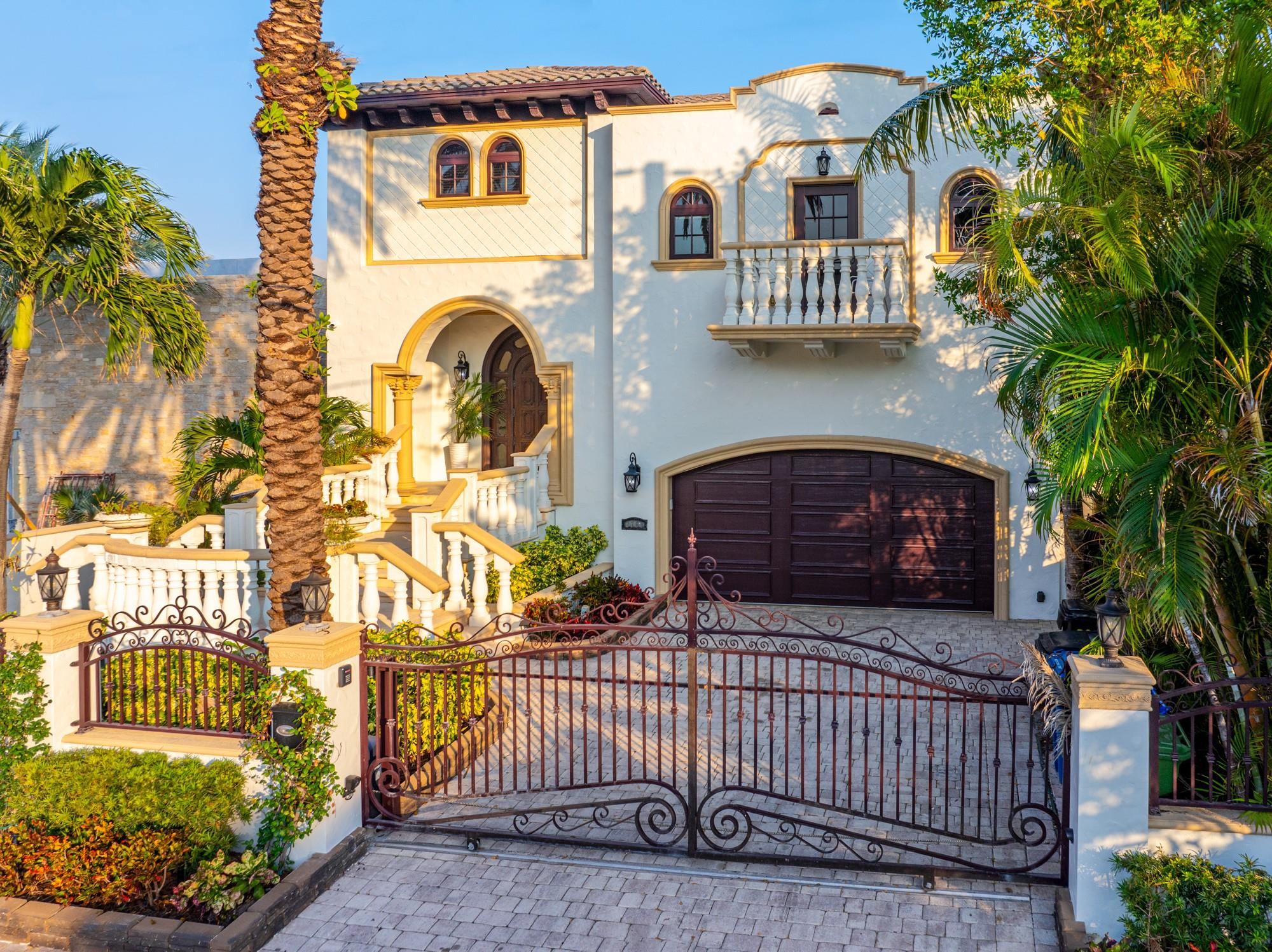 OCEAN FRONT RENTAL, WALK OUT BACK DOOR TO BEACH, BREATHTAKING VIEWS, POOL & SPA, CLOSE TO DOWNTOWN (Las Olas) & LAUDERDALE BY THE SEA, BIKING & RUNNING TRIALS, CENTRALLY LOCATED NEAR DINING AND SHOPPING. HOME COMES FULLY FURNISHED, MOVE IN READY, AND SITS ON 75FT OF PRIVATE OCEANFRONT. PROFESSIONALLY MANAGED, CLEAN, & IMMACULATELY MAINTAINED. 6 BEDROOMS, 8 BATHROOMS. UPPER & LOWER REAR TERRACES SHOWCASE STUNNING OCEANFRONT SUNRISE VIEWS. LARGE OPEN CONCEPT LIVING AREA WITH TONS OF NATURAL LIGHT, LARGE FORMAL DINING, TWO LAUNDRY ROOMS, DOUBLE APPLIANCES IN KITCHEN, LARGE WALK-IN CLOSETS IN ALL ROOMS, 2 BATHROOMS IN PRIMARY, 24/7 CONCIERGE, LAWN & POOL MAINTENANCE INCLUDED. AVAILABLE FOR SHORT-TERM RENTAL - PLEASE TEXT LISTING AGENT FOR RATES AND AVAILABILITY - RATES DISPLAYED ARE FOR ANNUAL