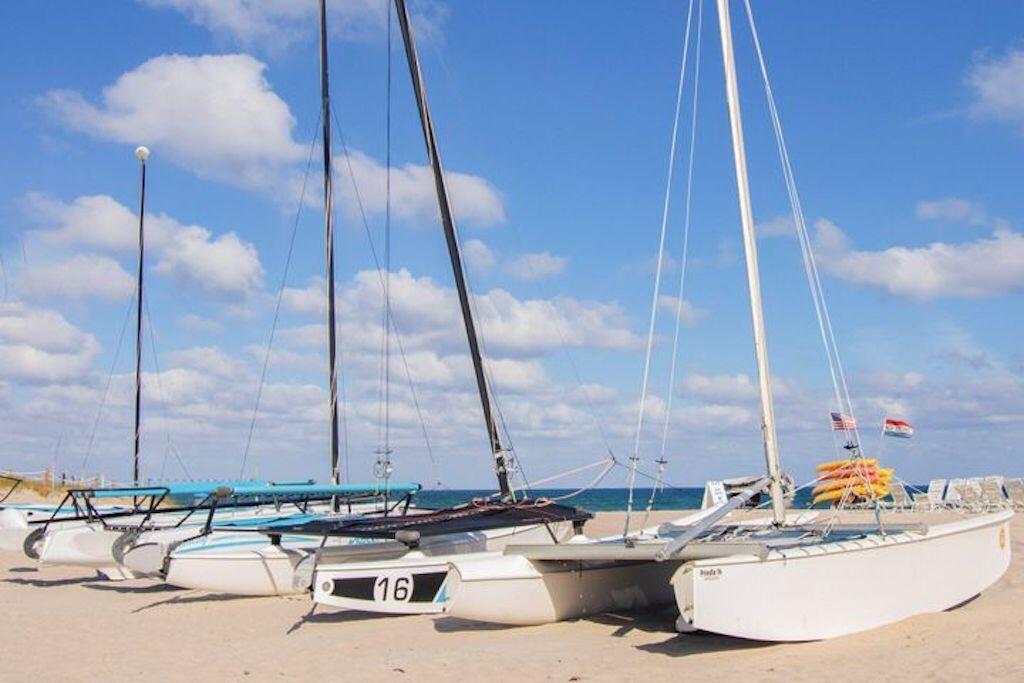 BOCA BAY COLONY - Residential