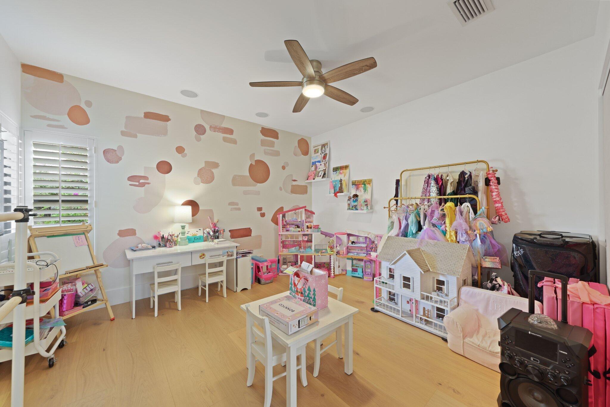 BOCA BAY COLONY - Residential