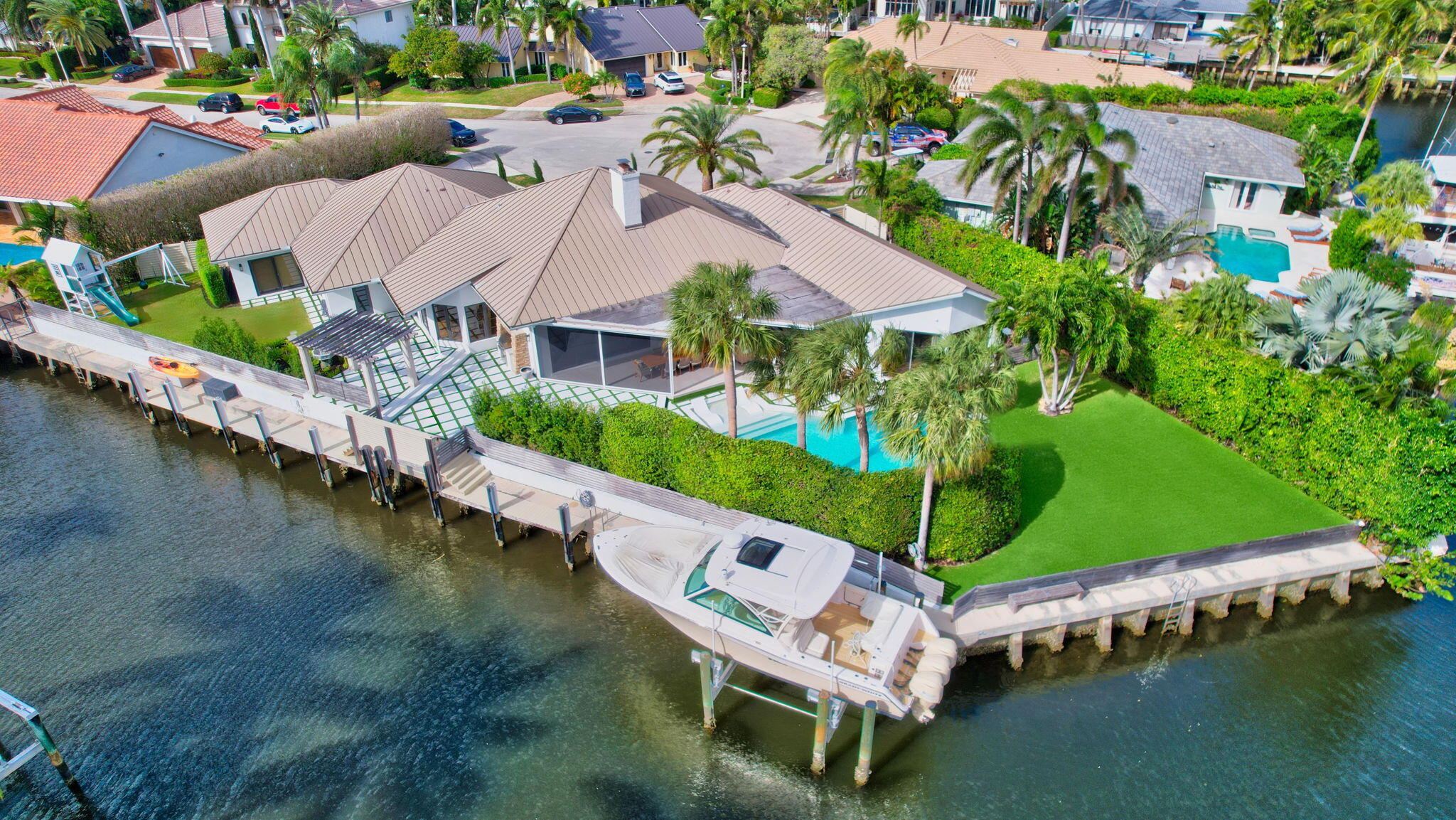 BOCA BAY COLONY - Residential