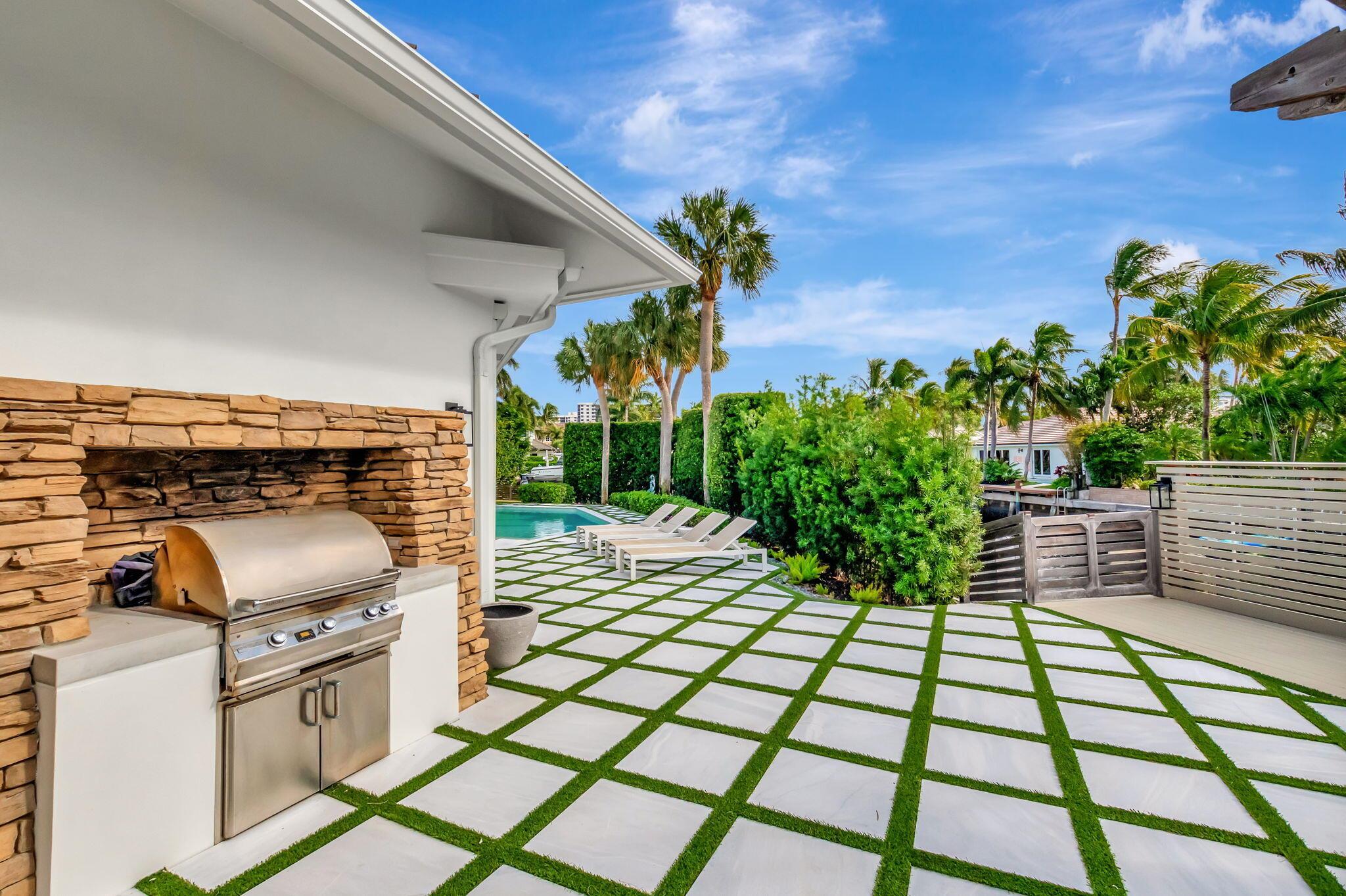 BOCA BAY COLONY - Residential