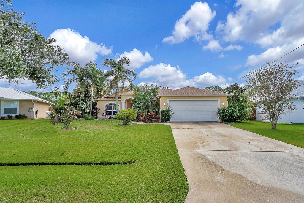 Photo of 5924 NW Brenda Circle, Port St Lucie, FL 34986 (MLS # R10926055)