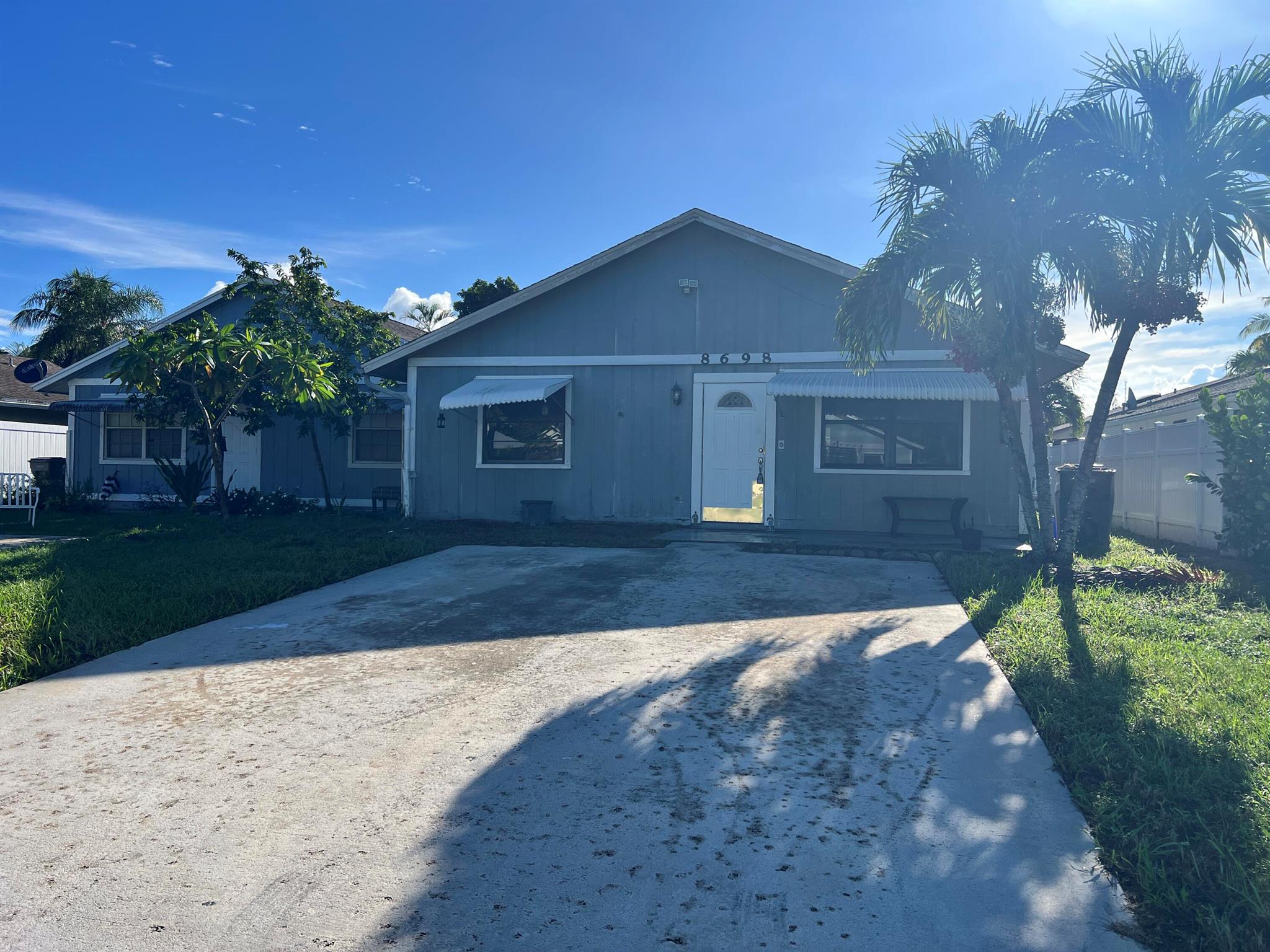 PARKWAY VILLAGE - Residential Lease