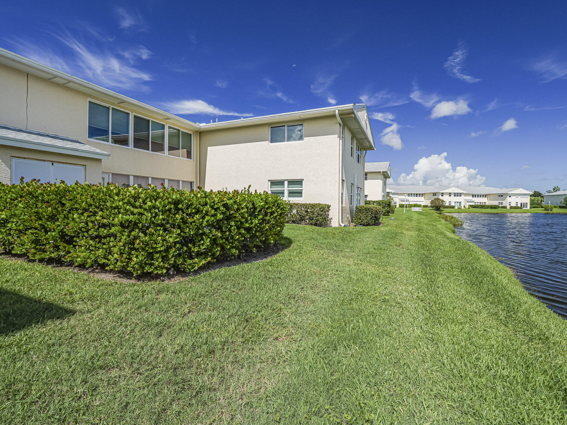 GROVE ISLE EAST CONDOMINIUM - Residential