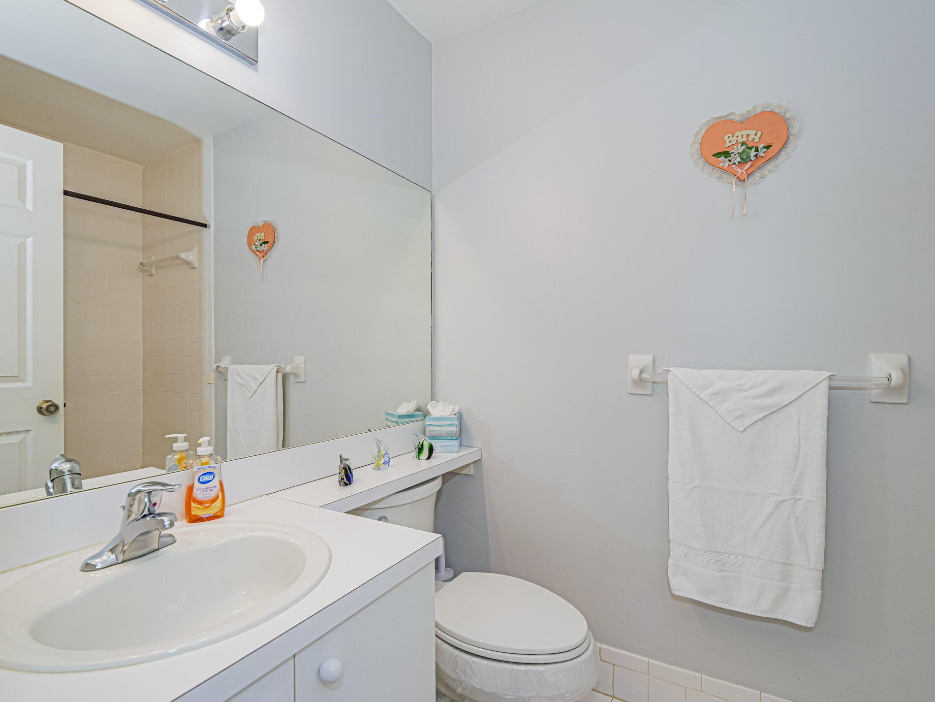 GROVE ISLE EAST CONDOMINIUM - Residential