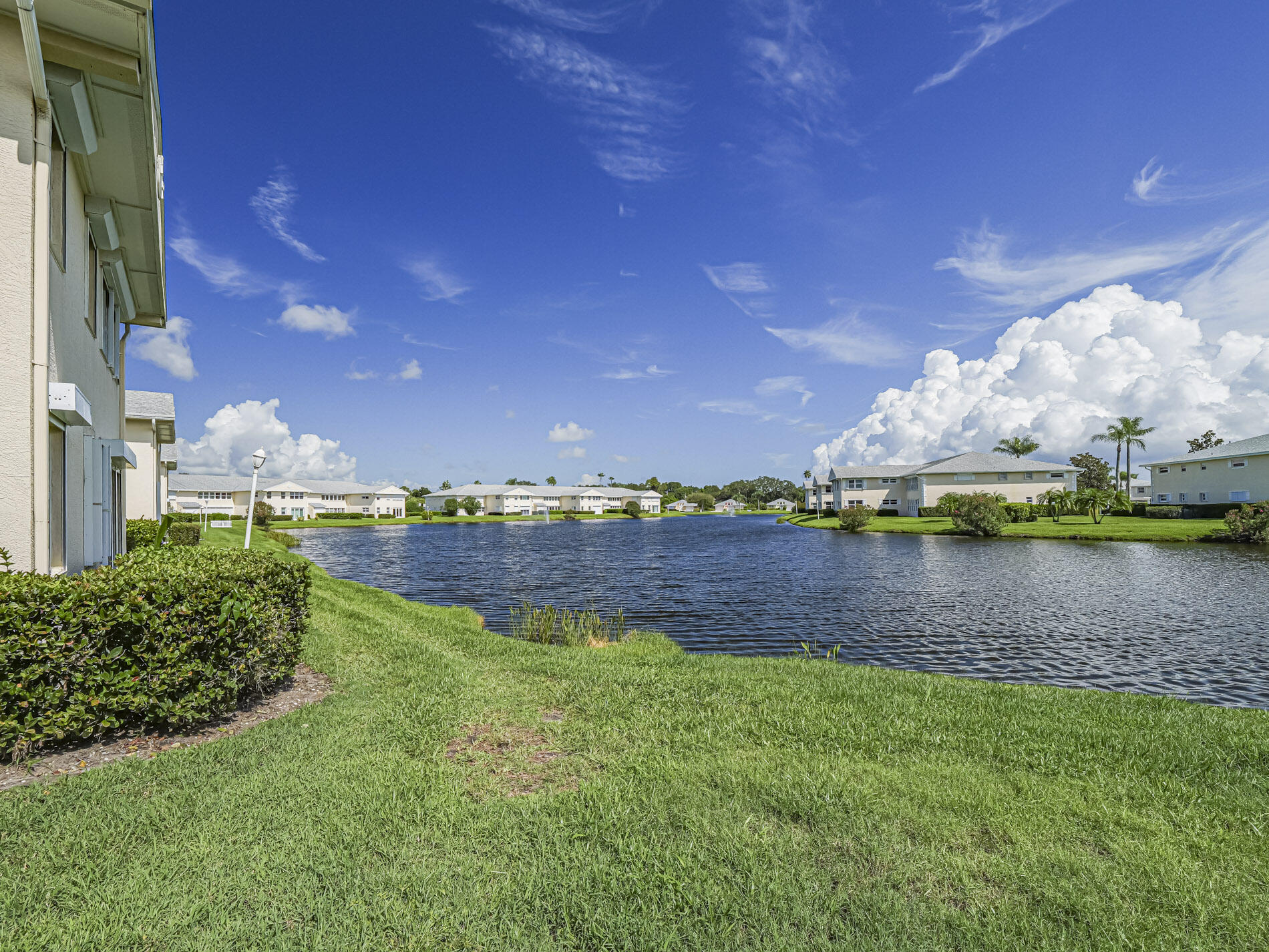 GROVE ISLE EAST CONDOMINIUM - Residential