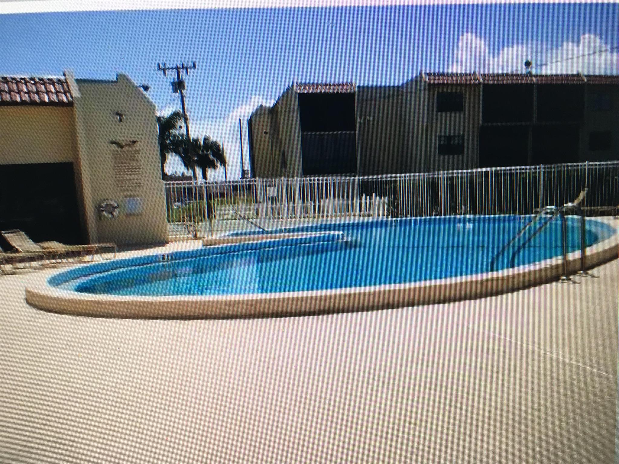 ISLAND HOUSE CONDOMINIUM - Residential Lease