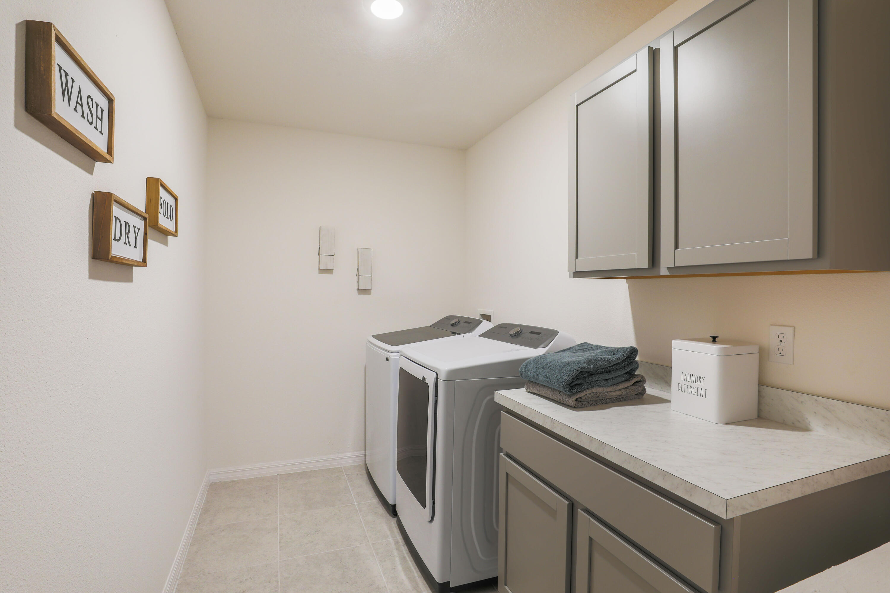 SEBASTIAN HIGHLANDS UNIT 2 - Residential