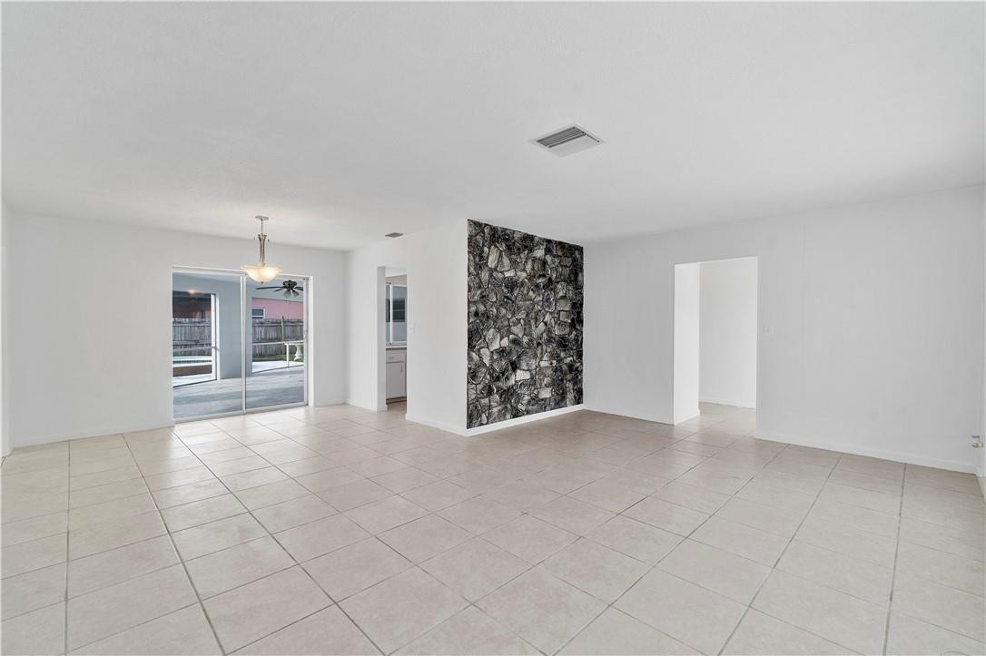 Margate Shores 66-4 B - Residential