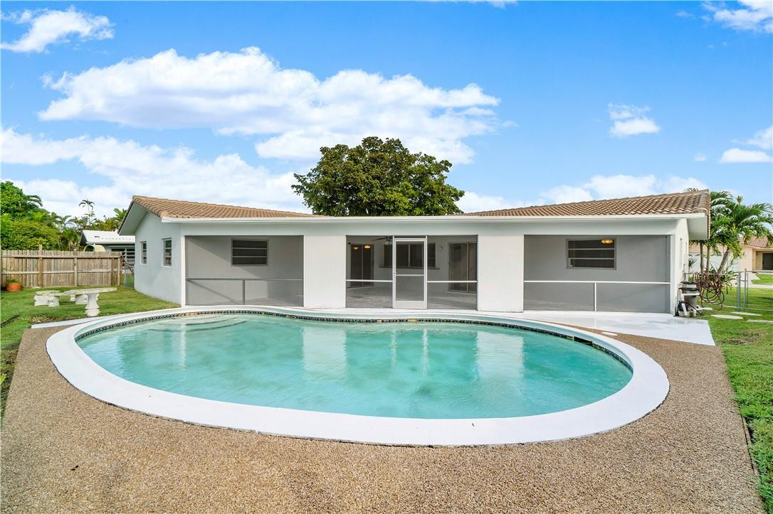 Margate Shores 66-4 B - Residential