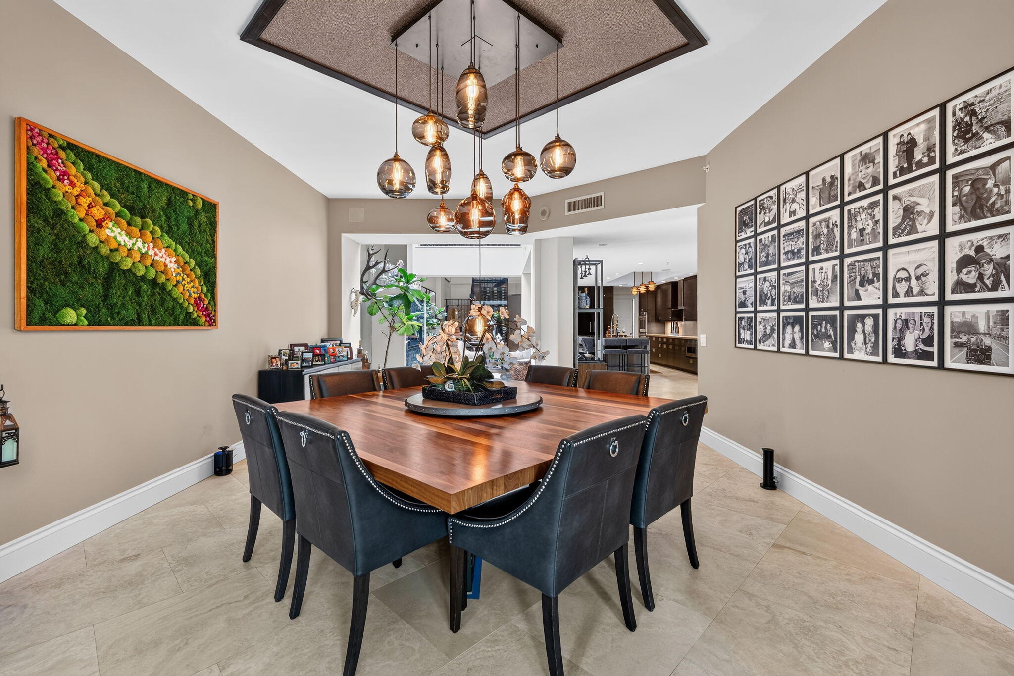 411 N NEW RIVER Drive E V-2