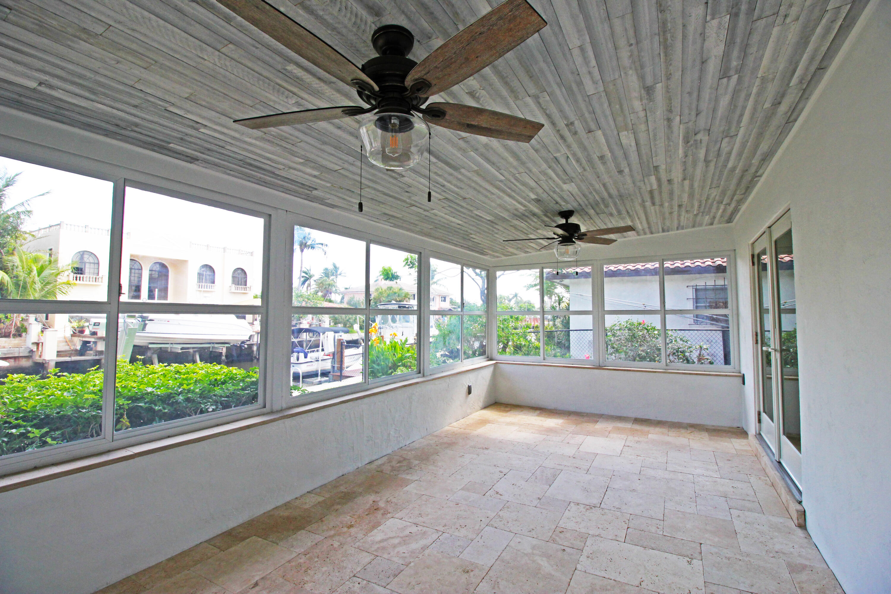 HYPOLUXO PARK - Residential Lease