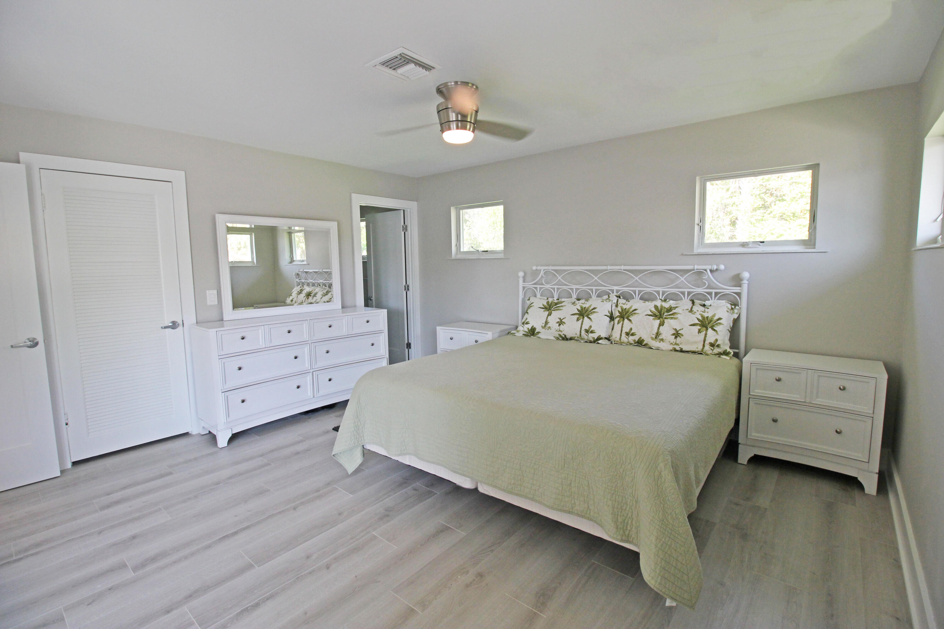 HYPOLUXO PARK - Residential Lease