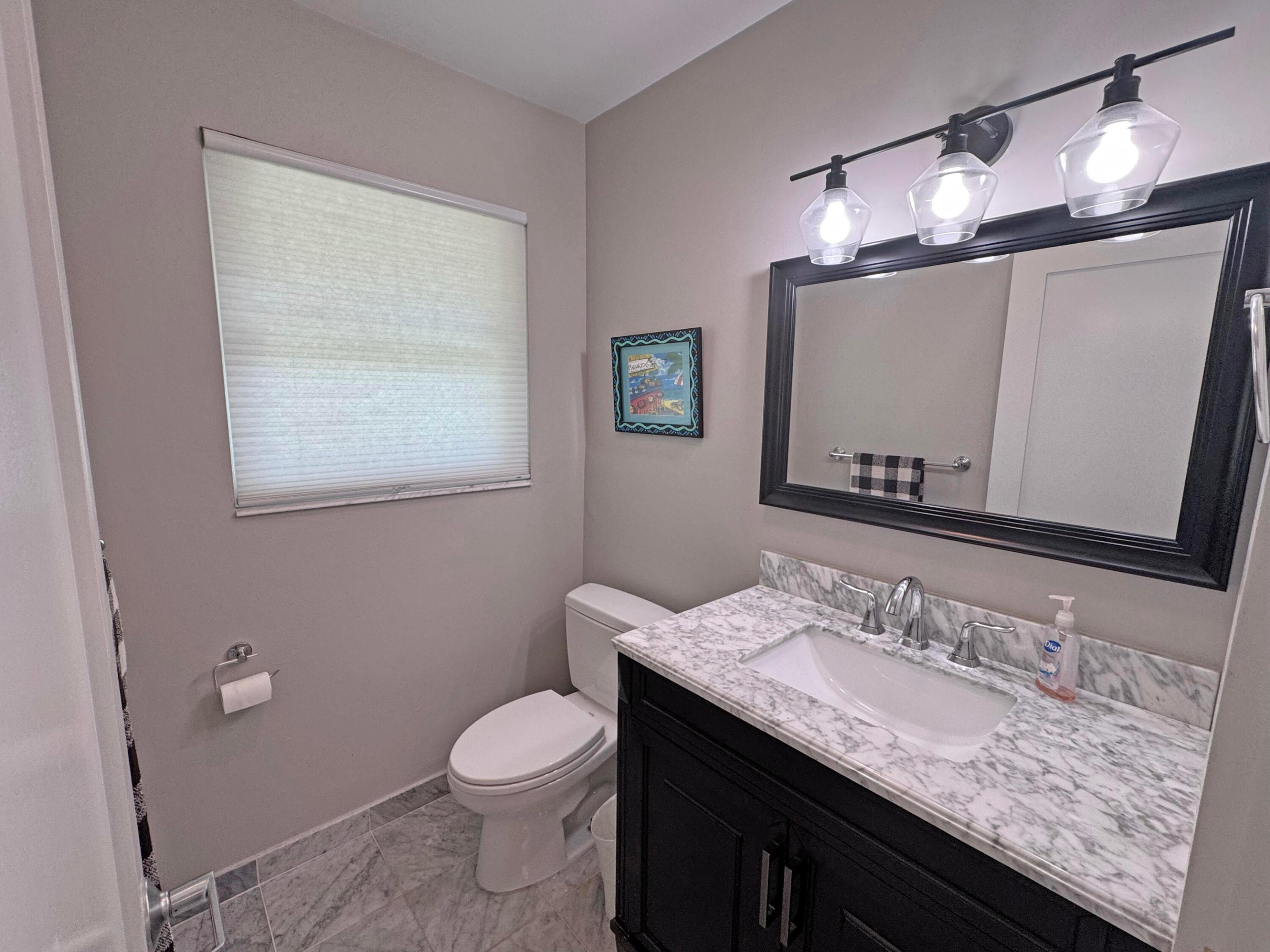 HYPOLUXO PARK - Residential Lease
