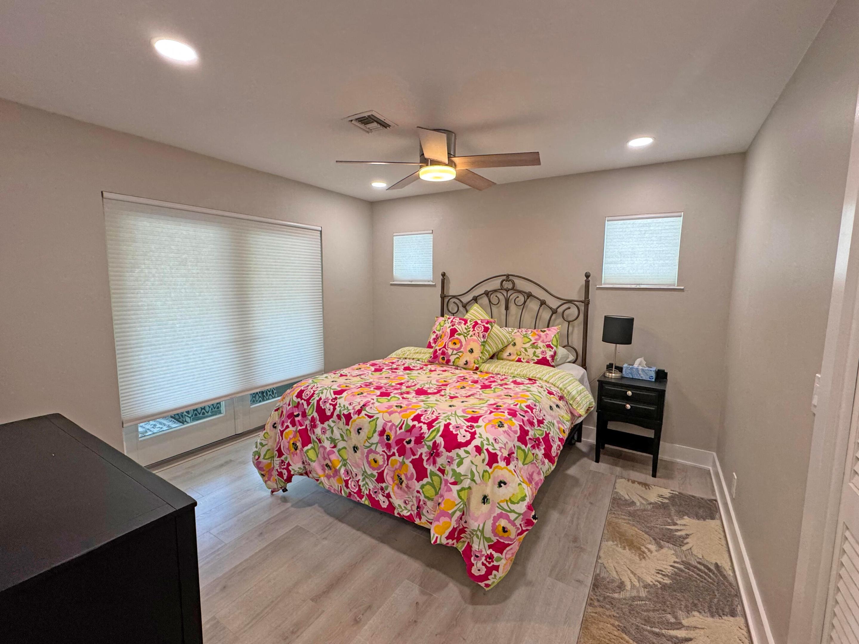 HYPOLUXO PARK - Residential Lease