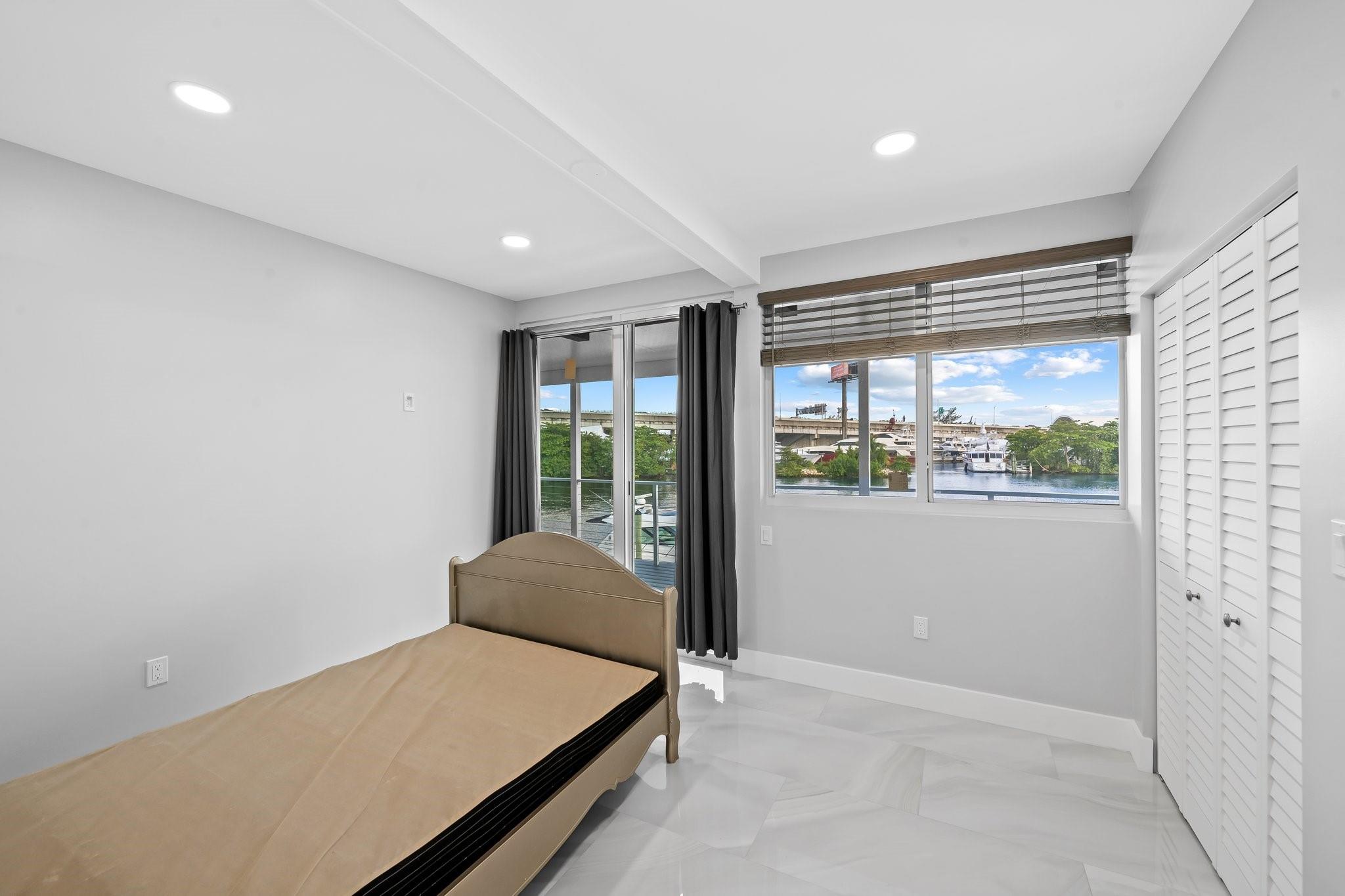 Flamingo Park - Residential